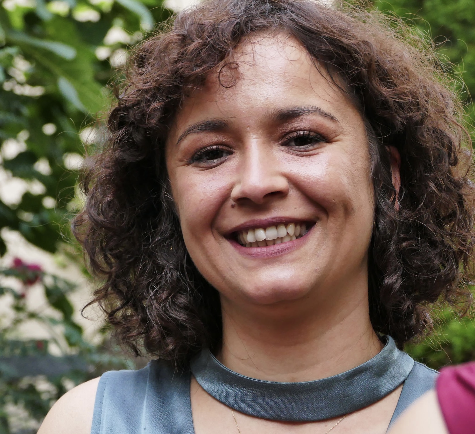 Zelal Ekinci performing 1